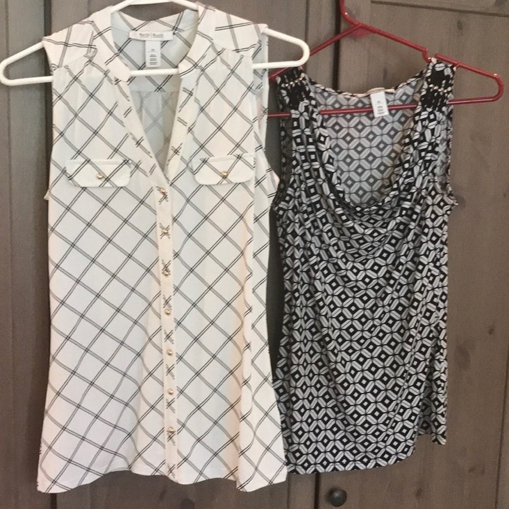 2 White House black market XS Tops